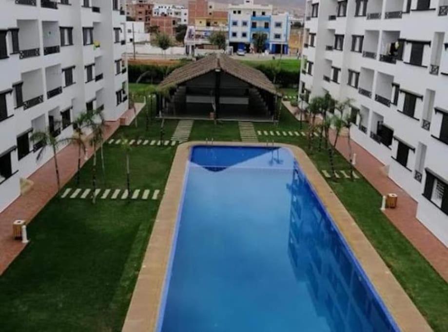 Appartement Chic Avec Piscine Oued Laou Exterior foto